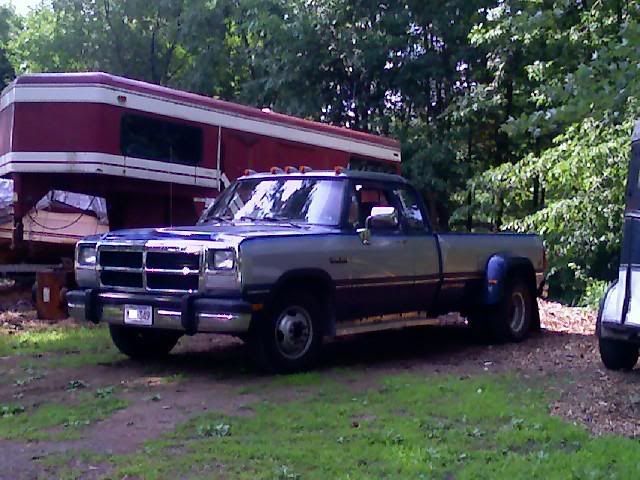 Dodge Ram D350