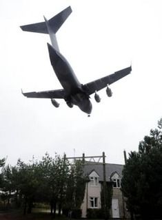 Lynehamc-17globemaster.jpg