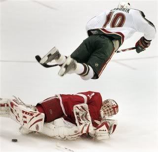 1hasek.jpg
