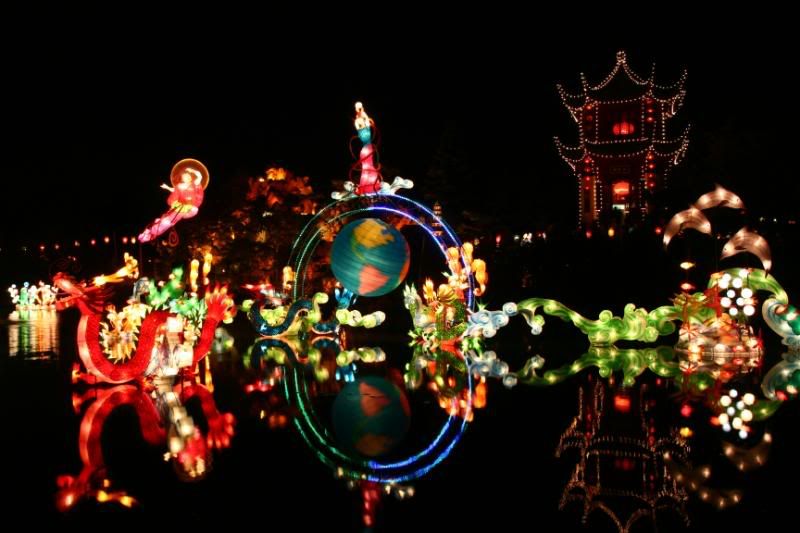 IMAGE: http://i22.photobucket.com/albums/b313/SRT101/Chinese%20Lanterns%202007/IMG_6576.jpg
