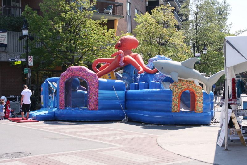 IMAGE: http://i22.photobucket.com/albums/b313/SRT101/IMG_8525-1.jpg