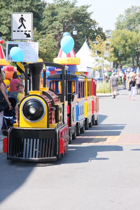 IMAGE: http://i22.photobucket.com/albums/b313/SRT101/IMG_8531.jpg