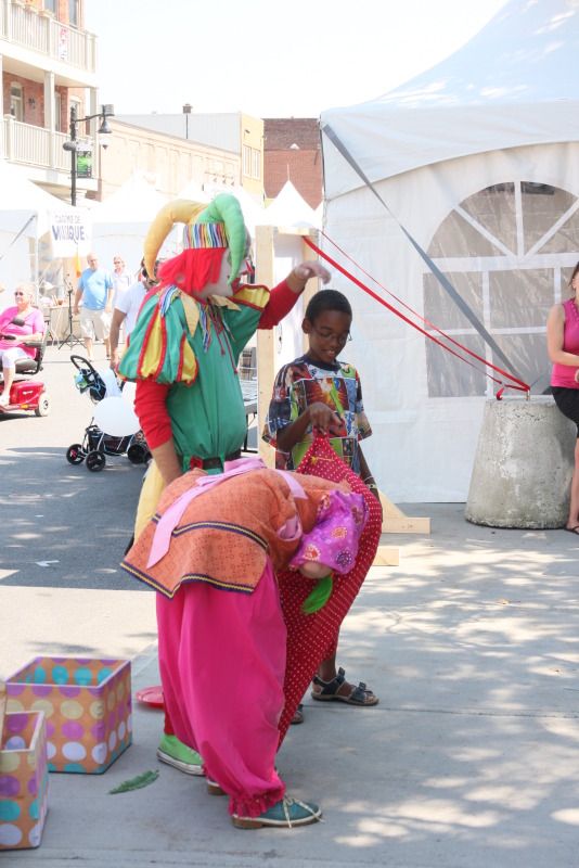 IMAGE: http://i22.photobucket.com/albums/b313/SRT101/IMG_8533.jpg