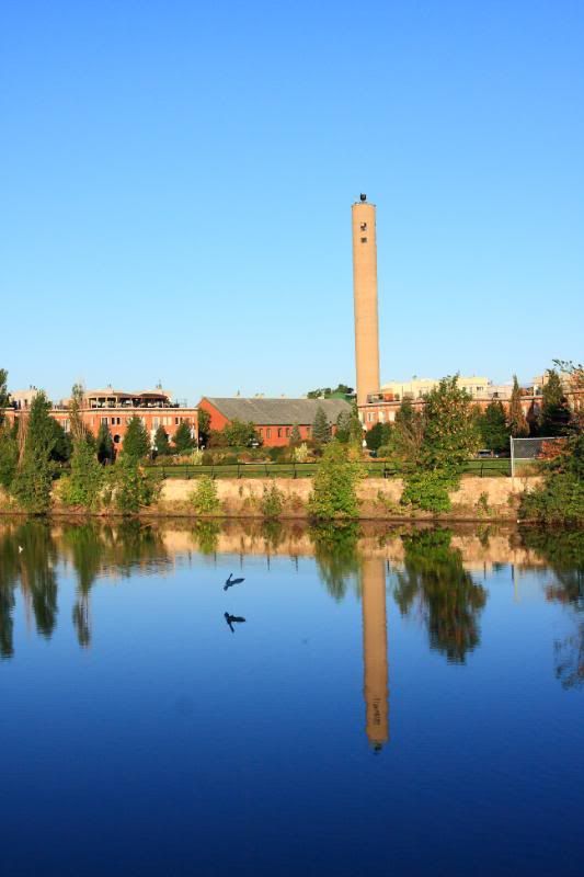 IMAGE: http://i22.photobucket.com/albums/b313/SRT101/Lachine%20Canal/Lachine16.jpg