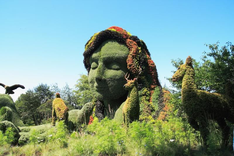 IMAGE: http://i22.photobucket.com/albums/b313/SRT101/Mosaicultures/IMG_0996-1_zps7f7d0c17.jpg