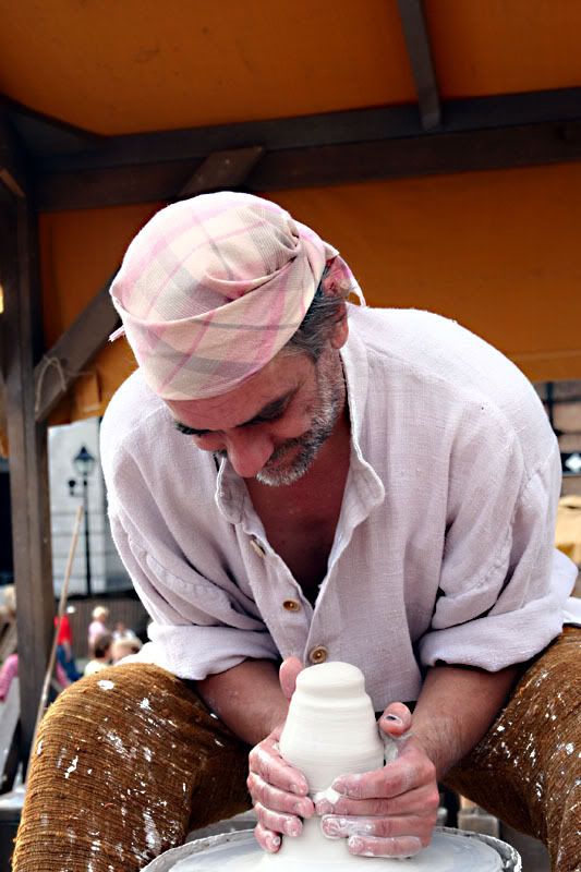 IMAGE: http://i22.photobucket.com/albums/b313/SRT101/Public%20Market/IMG_6201.jpg