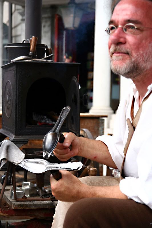 IMAGE: http://i22.photobucket.com/albums/b313/SRT101/Public%20Market/IMG_6267.jpg