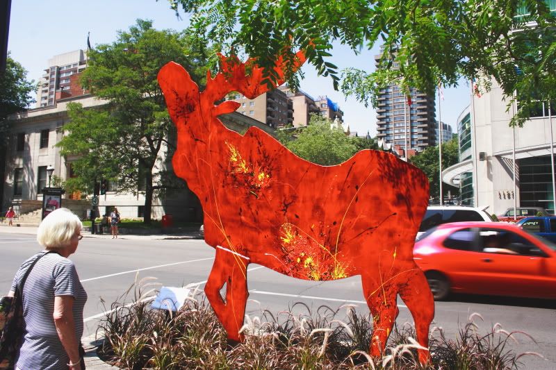 IMAGE: http://i22.photobucket.com/albums/b313/SRT101/Street%20Art/Moose05.jpg