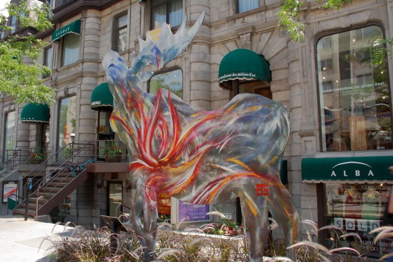 IMAGE: http://i22.photobucket.com/albums/b313/SRT101/Street%20Art/Moose10.jpg