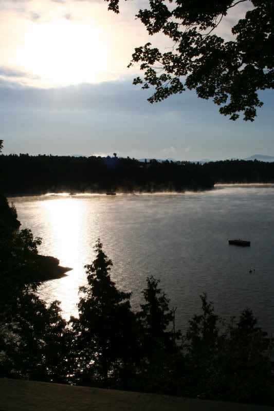 IMAGE: http://i22.photobucket.com/albums/b313/SRT101/Sunsets/Sunrises/IMG_3730.jpg