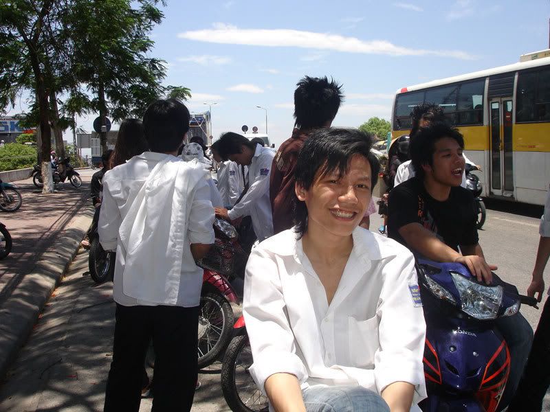 Photo Sharing and Video Hosting at Photobucket