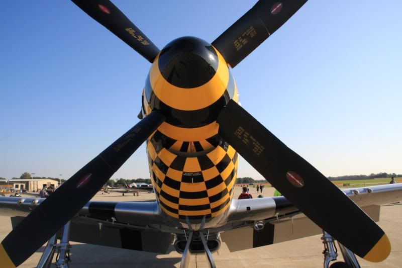 IMAGE: http://i22.photobucket.com/albums/b314/1953roadmaster/Victory%20Days%2008-2/IMG_2784.jpg