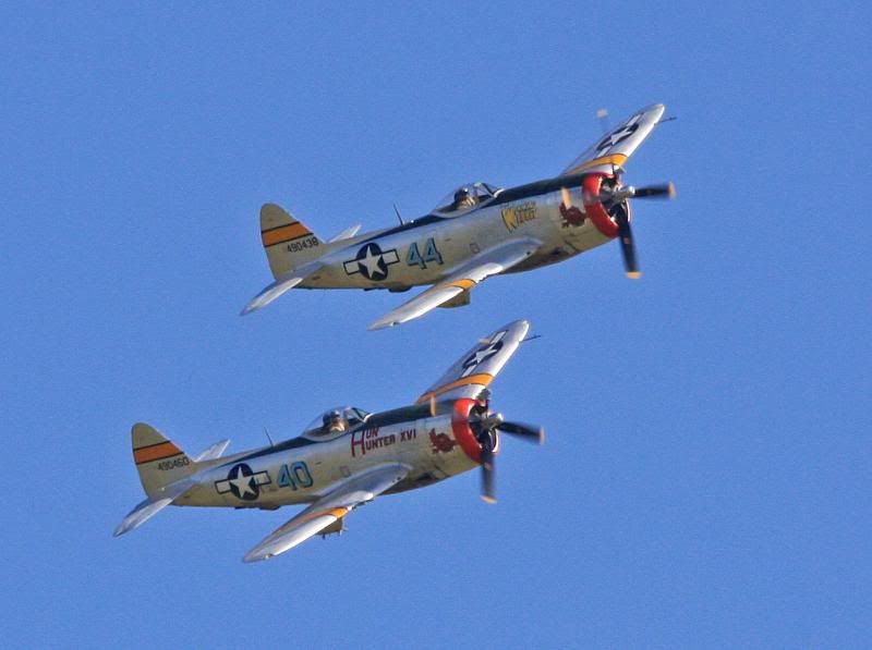 IMAGE: http://i22.photobucket.com/albums/b314/1953roadmaster/Victory%20Days%2008-2/IMG_3105_edited-1.jpg