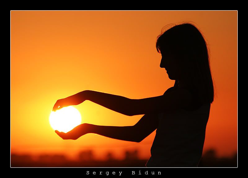 I_will_hug_sun_by_my_hands____by_se.jpg image by appleslove