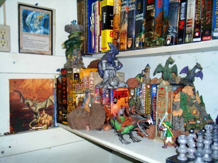 dragonshelf.jpg