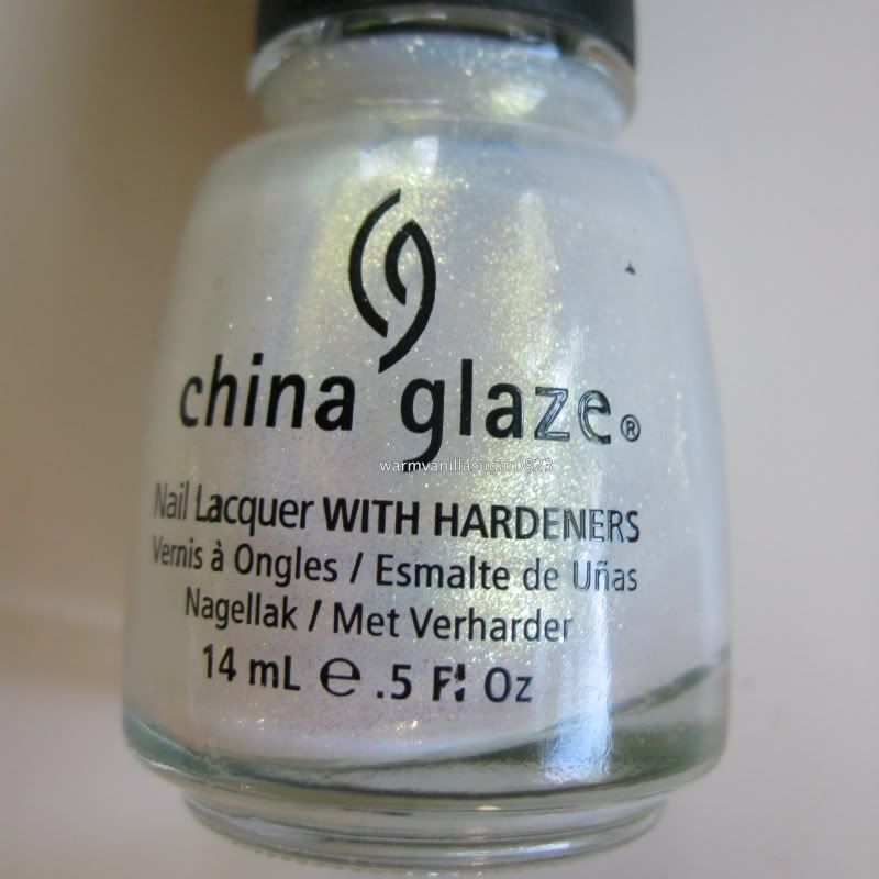 China Glaze White Cap,warmvanillasugar0823