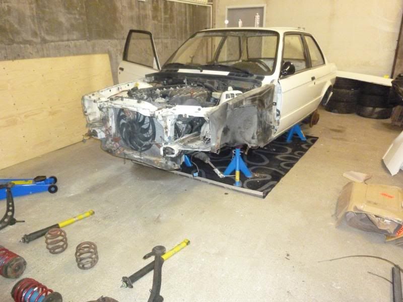 E30330iSkjermbredderunderstell020.jpg