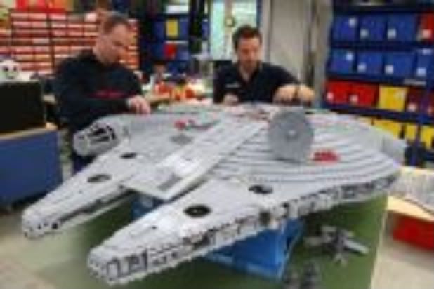 legoland star wars. News: Star Wars Models Have