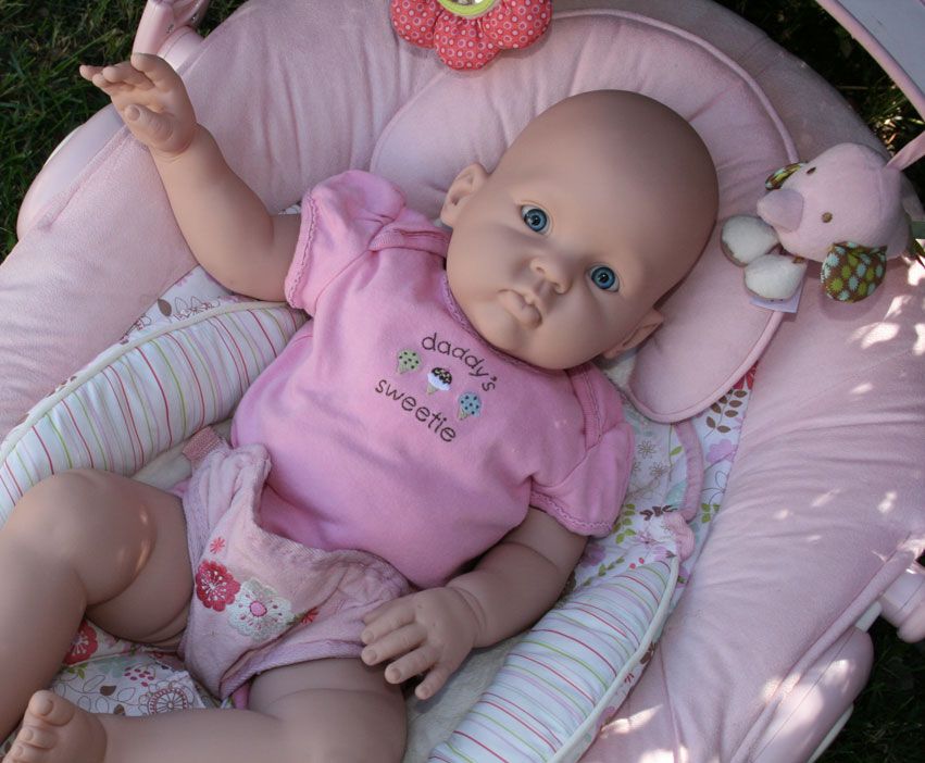 CuDdLeS CoMpLeTe DoLL KiT By DoNnA RuBeRt REBORN DOLL SUPPLIES eBay