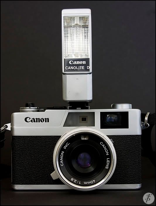 IMAGE: http://i22.photobucket.com/albums/b322/super_prix/CRW_7763.jpg