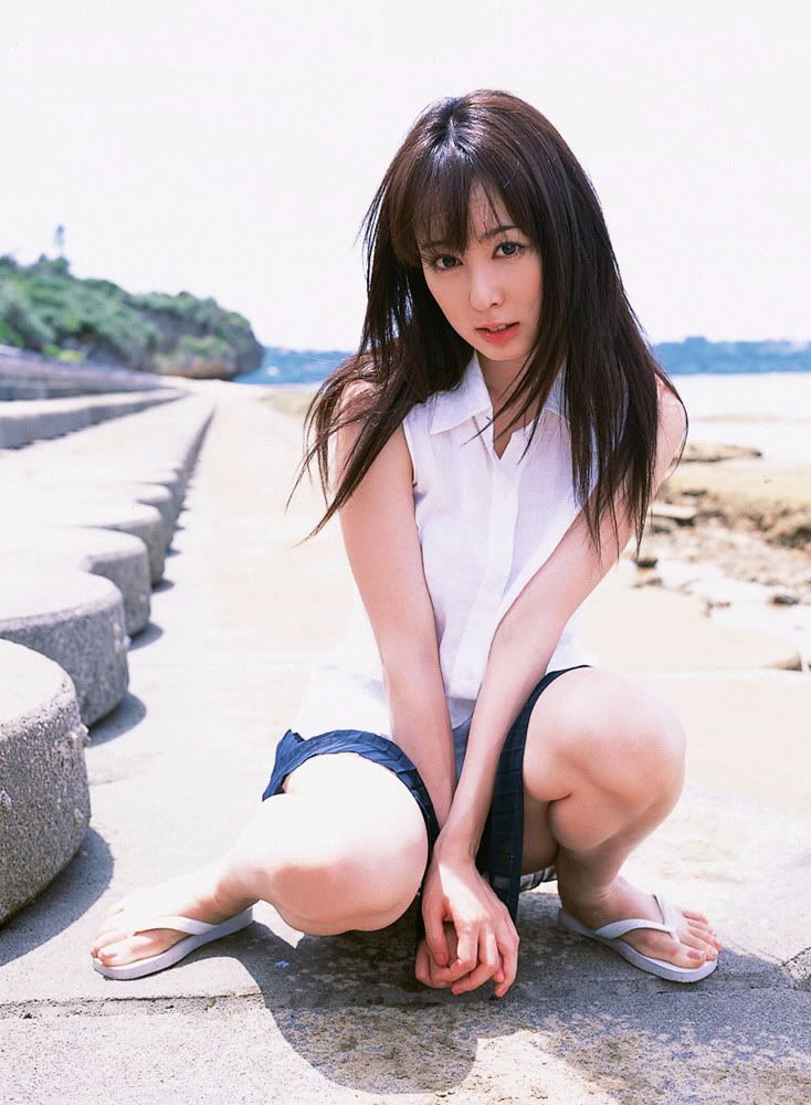 Rina Akiyama Sexy Picture