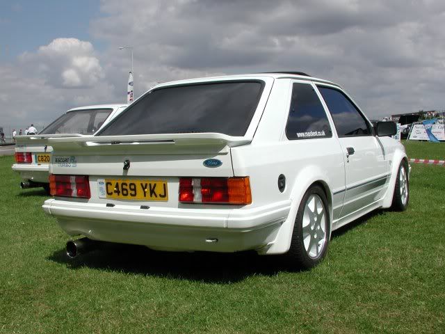 [img width=640 height=480]http://i22.photobucket.com/albums/b329/cos4x4/S1RSturbo.jpg[/img]