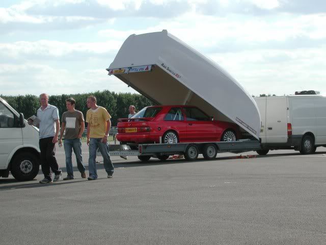 [img width=640 height=480]http://i22.photobucket.com/albums/b329/cos4x4/rsturbo3.jpg[/img]