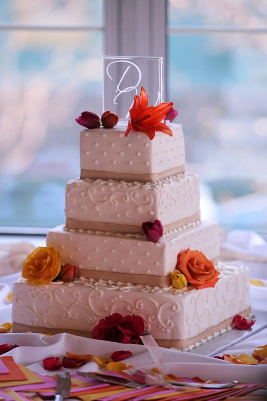 Welcome to Dragonfly's Wedding Cakes We are located in Alma NE serving the