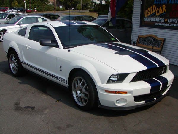 2007_shelby_mustang_gt_500_001-1.jpg