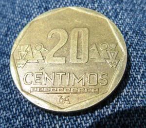 http://i22.photobucket.com/albums/b335/hardywang/Peru/Money/20_centimos_front.jpg