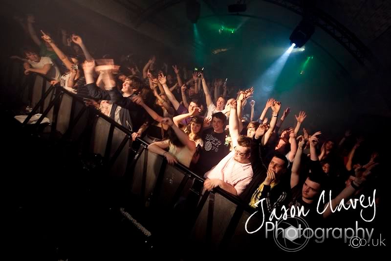 IMAGE: http://i22.photobucket.com/albums/b339/drummerclave/gambit/_MG_0283.jpg