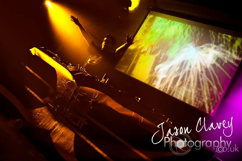 IMAGE: http://i22.photobucket.com/albums/b339/drummerclave/gambit/_MG_0414.jpg