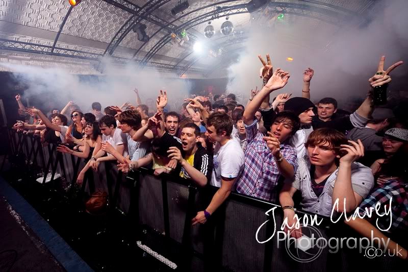 IMAGE: http://i22.photobucket.com/albums/b339/drummerclave/gambit/_MG_0613.jpg