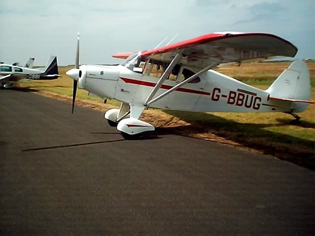 http://i22.photobucket.com/albums/b345/cessna152towser/Jul22476.jpg
