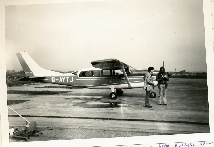 http://i22.photobucket.com/albums/b345/cessna152towser/brad.jpg