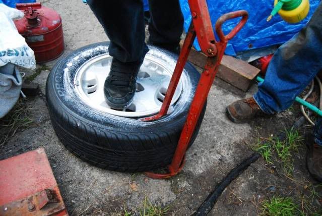 TireChange008.jpg