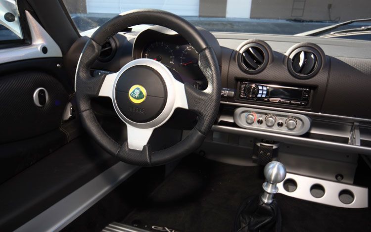  photo exige interior_zpslkbh0mqc.jpg