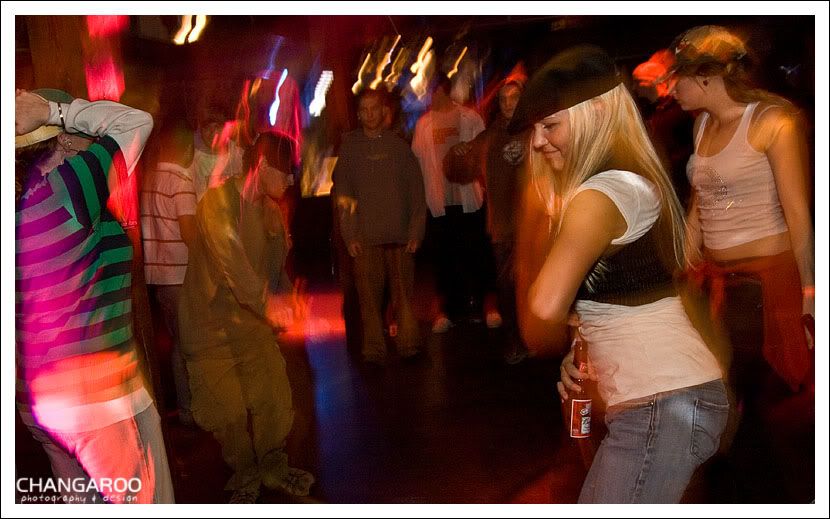 IMAGE: http://i22.photobucket.com/albums/b349/ekcivic9/fuze/IMG_7219.jpg