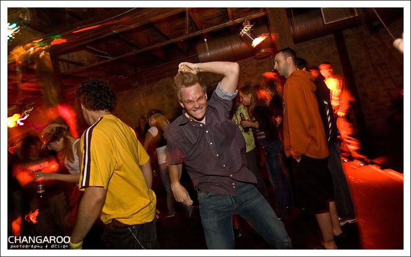 IMAGE: http://i22.photobucket.com/albums/b349/ekcivic9/fuze/IMG_7275.jpg