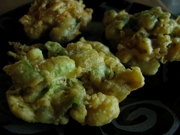 Cauliflower Leaf Pakoras
